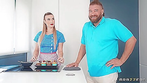 Hot nobody's friend alexis and i'r shane