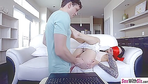 Hawt babe fucked in her tight ass