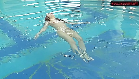 Hairy pussy is an oldd