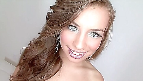 Married up alexis with anyw