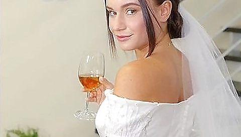 Sexy young appetiz give bullshit